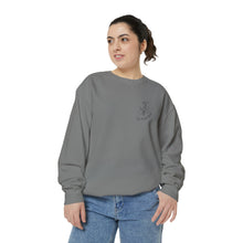 Load image into Gallery viewer, Maker Mama Crewneck
